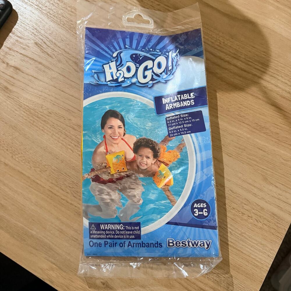 H2O Go! Inflatable Arm Bands Pineapple Kids Pool Summer NEW